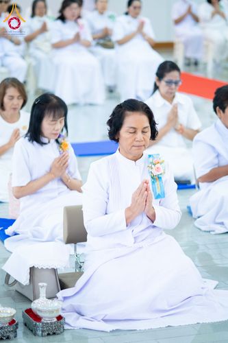 ภาพ No.278475:วันพุธที่ 10 ธันวาคม พ.ศ.2568  พิธีทอดผ้าป่าเพื่อสนับสนุนโครงการตักบาตรพระ 10,000 รูป เมืองกาญจนบุรี ณ อาคารปลูกศรัทธา วัดพระธรรมกาย