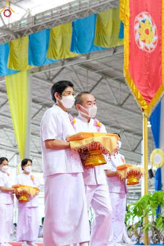 ภาพ No.52455:ประมวลภาพวันคล้ายวันเกิดครบรอบ 138 ปี พระมงคลเทพมุนี (สด จนฺทสโร) พระผู้ปราบมาร ชุดที่ 1