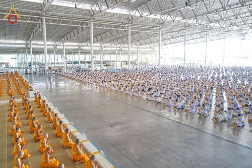 ภาพ No.49917:ประมวลภาพพิธีถวายคิลานเภสัช และอุปกรณ์ทางการแพทย์แด่คณะสงฆ์ วันเสาร์ที่ 20 สิงหาคม พ.ศ. 2565