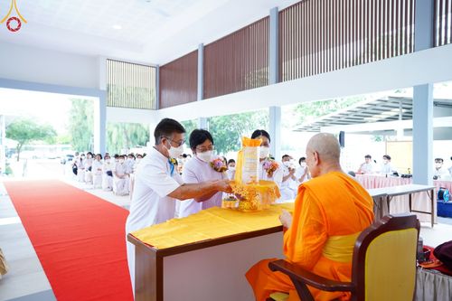 ภาพ No.50587:ประมวลภาพพิธีทอดผ้าป่าระบบไฟฟ้าถาวร ณ ศูนย์ปฏิบัติธรรมพระมงคลเทพมุนี