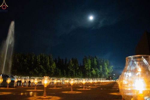 ภาพ No.55379:ประมวลภาพพิธีลอยกระทงธรรม ณ วัดพระธรรมกาย (วันที่ 8 พฤศจิกายน พ.ศ. 2565)