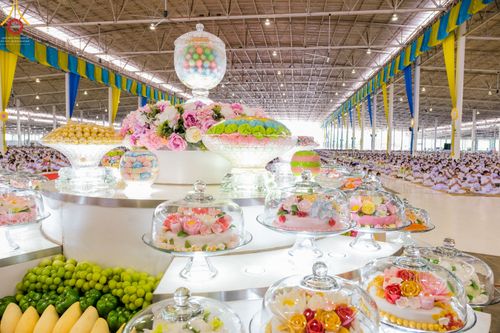 ภาพ No.52337:ประมวลภาพพิธีบูชาข้าวพระ (วันอาทิตย์ต้นเดือนตุลาคม) ณ วัดพระธรรมกาย จ.ปทุมธานี 