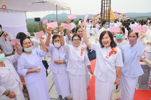 ภาพ No.56127:ประมวลภาพพิธีทอดกฐินสามัคคี ณ ศูนย์ปฏิบัติธรรมแก้วเมืองเลย (วันที่ 23 ตุลาคม พ.ศ. 2565)