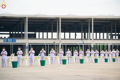 ภาพ No.44003:ประมวลภาพพิธีปลงผม โครงการบรรพชาสามเณรฟื้นฟูพระพุทธศาสนาทั่วไทย ณ ศูนย์อบรมวัดพระธรรมกาย