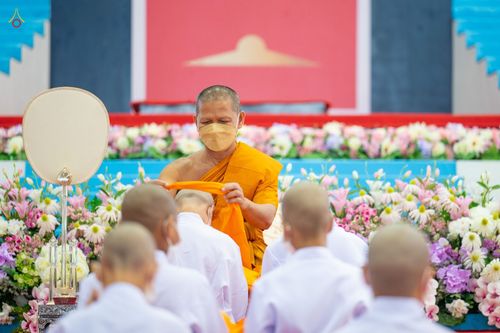 ภาพ No.44355:ประมวลภาพพิธีบรรพชา และพิธีถวายบาตร โครงการบวชภาคฤดูร้อน พ.ศ. 2565