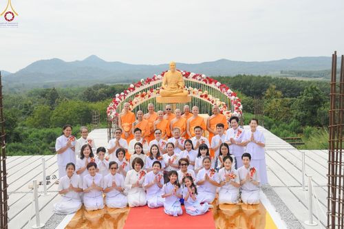 ภาพ No.56131:ประมวลภาพพิธีทอดกฐินสามัคคี ณ ศูนย์ปฏิบัติธรรมแก้วเมืองเลย (วันที่ 23 ตุลาคม พ.ศ. 2565)