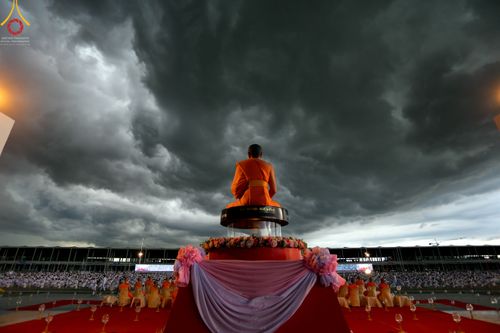 ภาพ No.52573:ประมวลภาพวันคล้ายวันเกิดครบรอบ 138 ปี พระมงคลเทพมุนี (สด จนฺทสโร) พระผู้ปราบมาร ชุดที่ 2