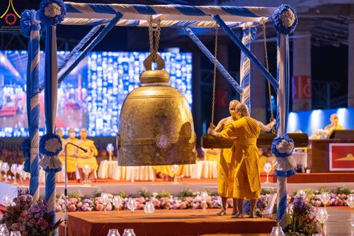 ภาพ No.42015:พิธีฉลองชัยสวดมนต์ บทธัมมจักกัปปวัตตนสูตร 4,000,002,565 จบ เพื่อเป็นสิริมงคลตอนรับศักราชใหม่