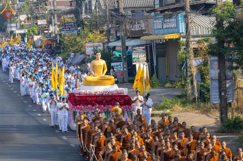 ภาพ No.310513:วันอาทิตย์ที่ 22 กุมภาพันธ์ พ.ศ. 2569 พิธีอัญเชิญพระประธาน “พระธรรมกาย” เพื่อไปประดิษฐาน ณ ธุดงเข้าสถานอำนาจเจริญ จังหวัดอำนาจเจริญ