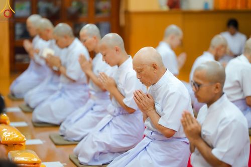 ภาพ No.147599:พิธีตัดปอยผม ขอขมา มอบบาตร ผ้าไตร โครงการปฐมอุปสมบท สมโภชอุโบสถ บูชาธรรม 80 ปี หลวงพ่อธัมมชโย ณ วัดพระธรรมกายโทชิหงิ ประเทศญี่ปุ่น วันพฤหัสบดีที่ 8 สิงหาคม พ.ศ. 2567