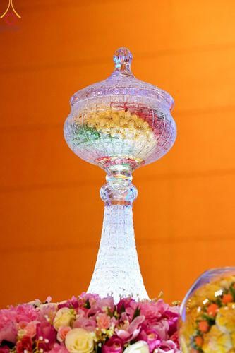 ภาพ No.139237:พิธีตักบาตร , พิธีบูชาข้าวพระ ณ ห้องแก้วสารพัด 1 สภาธรรมกายสากล วัดพระธรรมกาย วันอาทิตย์ต้นเดือนที่ 2 มิถุนายน พ.ศ. 2567