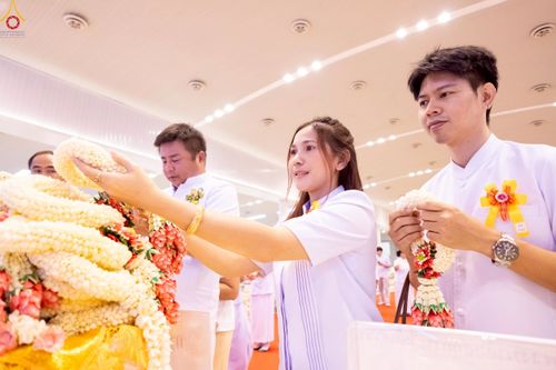 ภาพ No.243776:วันอาทิตย์ที่ 7 กันยายน พ.ศ. 2568 พิธีบูชาครูผู้ค้นพบวิชชาธรรมกาย , พิธีบูชาข้าวพระ ณ สภาธรรมกายสากล วัดพระธรรมกาย