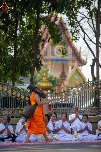 ภาพ No.120187:พิธีต้อนรับพระธรรมยาตรา ในโครงการธรรมยาตรา กตัญญูบูชา มหาปูชนียาจารย์ พระมงคลเทพมุนี(สด จนฺทสโร) พระผู้ปราบมาร อนุสรณ์สถาน 7 แห่ง ปีที่ 12 วันที่ 28 มกราคม พ.ศ. 2567 ณ วัดพระธรรมกาย จ.ปทุมธานี