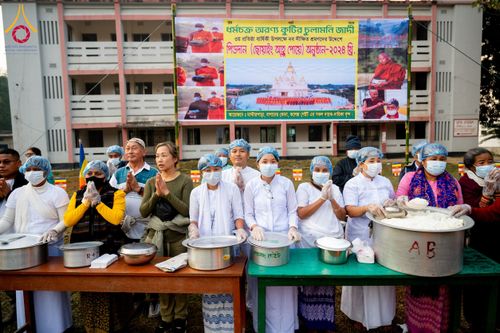 ภาพ No.131145:Photo Story ปฐมบรรพชาชาวพุทธมาร์มา Episode 4/5 วันที่ 13 กุมภาพันธ์พ.ศ. 2567 ณ วัดธัมจักร อรัญกุฏิ บังกลาเทศ