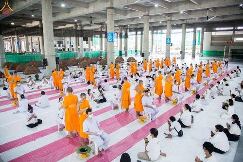 ภาพ No.47495:ประมวลภาพพิธีตัดปอยผม โครงการบรรพชาอุปสมบทหมู่ รุ่นเข้าพรรษา 2565