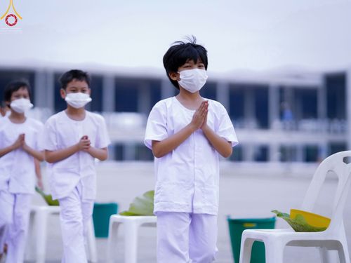 ภาพ No.44007:ประมวลภาพพิธีปลงผม โครงการบรรพชาสามเณรฟื้นฟูพระพุทธศาสนาทั่วไทย ณ ศูนย์อบรมวัดพระธรรมกาย