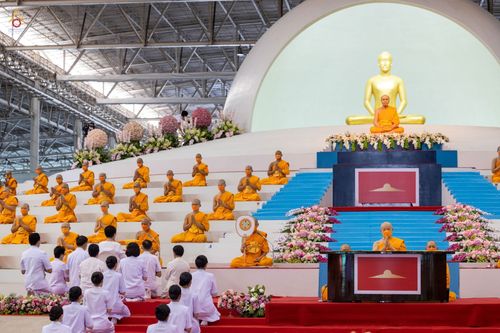 ภาพ No.38791:พิธีทอดกฐินสามัคคี ณ สภาธรรมกายสากล วัดพระธรรมกาย