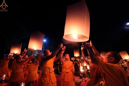 ภาพ No.46522:พิธีจุดโคมวิสาขประทีป วันวิสาขบูชา พ.ศ. 2565 ณ ประเทศอินโดนีเซีย