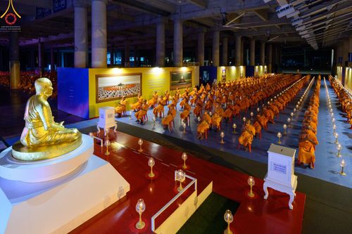 ภาพ No.42019:พิธีฉลองชัยสวดมนต์ บทธัมมจักกัปปวัตตนสูตร 4,000,002,565 จบ เพื่อเป็นสิริมงคลตอนรับศักราชใหม่