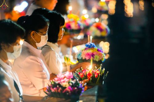 ภาพ No.55386:ประมวลภาพพิธีลอยกระทงธรรม ณ วัดพระธรรมกาย (วันที่ 8 พฤศจิกายน พ.ศ. 2565)