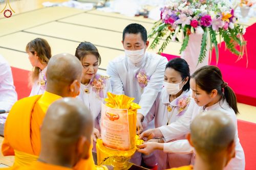 ภาพ No.56619:ประมวลภาพพิธีทอดกฐินสามัคคี สร้างพระนานาชาติ ณ ศูนย์ปฏิบัติธรรม ธรรมกายนานาชาติโทชิหงิ ประเทศญี่ปุ่น