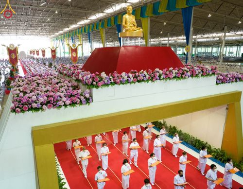 ภาพ No.46878:ประมวลภาพพิธีทอดผ้าป่าธรรมชัย ณ วัดพระธรรมกาย (5 มิถุนายน พ.ศ. 2565)