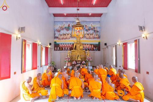 ภาพ No.40309:พิธีตัดปอยผม ปลงผม ขอขมารับผ้าไตรและพิธีบรรพชา ในโครงการอุปสมบท บูชาธรรมมหาปูชนียาจารย์ ประจำปี 2564 ชุดที่ 11