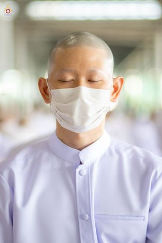 ภาพ No.44248:ประมวลภาพพิธีเวียนประทักษิณ, พิธีวันทาพระมหาธรรมกายเจดีย์ และพิธีขอขมารับผ้าไตร โครงการบวชภาคฤดูร้อน พ.ศ. 2565