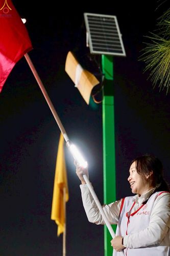 ภาพ No.306573:ภาพเบื้องหลังอาสาสมัครรวมใจ ชุดที่ 5 ในโครงการธรรมยาตรา กตัญญูบูชา มหาปูชนียาจารย์ พระมงคลเทพมุนี(สด จนฺทสโร) พระผู้ปราบมาร อนุสรณ์สถาน 7 แห่ง ปีที่ 14