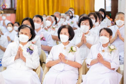 ภาพ No.71686:พระธรรมยาตรา ปฏิบัติศาสนกิจ ทำนุบำรุงศาสนสถาน, สวดธรรมจักร ,ปฏิบัติธรรม ร่วมกับชุมชน,นักเรียนเด็กดีวีสตาร์ และร่วมพิธีทอดผ้าป่าบำรุงศาสนสถาน ในโครงการธรรมยาตรากตัญญูบูชา มหาปูชนียาจารย์ พระมงคลเทพมุนี(สด จนฺทสโร) พระผู้ปราบมาร อนุสรณ์สถาน 7 แห่ง ปีที่ 11