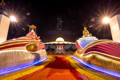 ภาพ No.308106:วันที่ 31 มกราคม พ.ศ. 2569 พิธีจุดประทีปธรรมถวายเป็นพุทธบูชา  และบูชาธรรมมหาปูชนียาจารย์ (ภาพชุดที่ 3) ณ วัดพระธรรมกาย ปทุมธานี ในโครงการธรรมยาตรา กตัญญูบูชา มหาปูชนียาจารย์ พระมงคลเทพมุนี(สด จนฺทสโร) พระผู้ปราบมาร อนุสรณ์สถาน 7 แห่ง ปีที่ 14