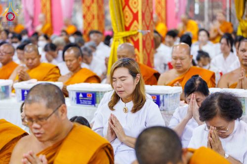 ภาพ No.298323:วันที่ 17 มกราคม พ.ศ. 2569  พิธีเจริญพระพุทธมนต์ ปฏิบัติธรรม มอบทุนการศึกษา ถวายสังฆทาน 109 วัด โครงการธรรมยาตราปีที่ 14 ณ วัดตะเคียน อำเภอบางกรวย จังหวัดนนทบุรี