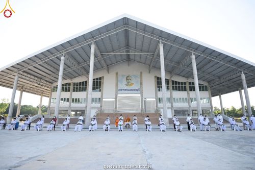 ภาพ No.40131:พิธีตัดปอยผม ปลงผม ขอขมารับผ้าไตรและพิธีบรรพชา ในโครงการอุปสมบท บูชาธรรมมหาปูชนียาจารย์ ประจำปี 2564 ชุดที่ 9