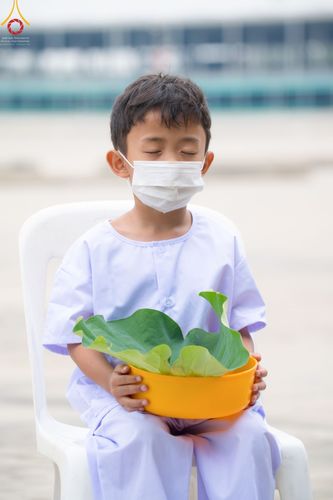 ภาพ No.44016:ประมวลภาพพิธีปลงผม โครงการบรรพชาสามเณรฟื้นฟูพระพุทธศาสนาทั่วไทย ณ ศูนย์อบรมวัดพระธรรมกาย