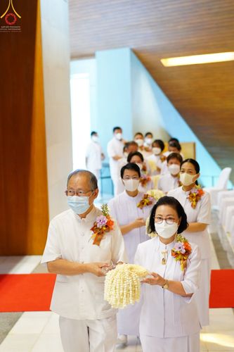 ภาพ No.52194:ประมวลภาพพิธีสักการะพระมงคลเทพมุนี (สด จนฺทสโร) ณ ศูนย์ปฏิบัติธรรมพระมงคลเทพมุนี