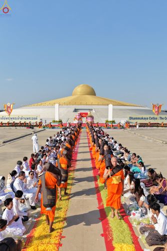 ภาพ No.306031:วันที่ 25 มกราคม พ.ศ. 2569 พิธีต้อนรับพระธรรมยาตรา วัดพระธรรมกาย(ภาพชุดที่ 4) ในโครงการธรรมยาตรา กตัญญูบูชา มหาปูชนียาจารย์ พระมงคลเทพมุนี(สด จนฺทสโร) พระผู้ปราบมาร อนุสรณ์สถาน 7 แห่ง ปีที่ 14