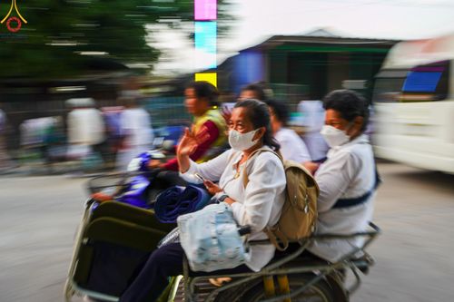 ภาพ No.110625:พิธีต้อนรับพระธรรมยาตรา ในโครงการธรรมยาตรากตัญญูบูชา มหาปูชนียาจารย์ พระมงคลเทพมุนี(สด จนฺทสโร) พระผู้ปราบมาร อนุสรณ์สถาน 7 แห่ง ปีที่ 12 วันที่ 11 มกราคม พ.ศ. 2567 ณ อนุสรณ์สถานลำดับที่ 3 สถานที่เกิดใหม่ในเพศสมณะ วัดสองพี่น้อง จ.สุพรรณบุรี