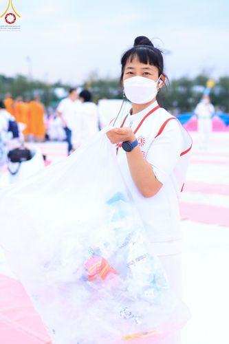 ภาพ No.119624:V.18 ทันทีม การเตรียมงาน เก็บงาน การรับบุญของเจ้าหน้าที่หน่วยงานต่างๆ เพื่อโครงการธรรมยาตรา กตัญญูบูชามหาปูชนียาจารย์ พระมงคลเทพมุนี (สด จนฺทสโร) พระผู้ปราบมาร อนุสรณ์สถาน 7 แห่ง ปีที่ 12 ระหว่างวันที่ 2 - 31 มกราคม พ.ศ.2567