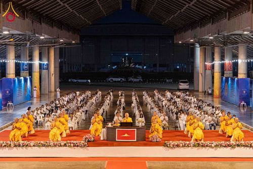 ภาพ No.298354:วันจันทร์ที่ 19 มกราคม พ.ศ. 2569 พิธีฉลองชัยชิตังเม สวดธัมมจักกัปวัตนสูตร เนื่องในวันคล้ายวันเกิด 117 ปี คุณยายอาจารย์มหารัตนอุบาสิกาจันทร์ ขนนกยูง ครบ 8,051,919,117 จบ  ณ วัดพระธรรมกาย จังหวัดปทุมธานี