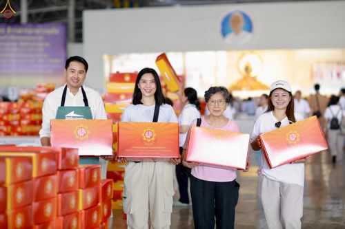 ภาพ No.320568:วันที่ 10 เมษายน พ.ศ.2569 การเตรียมกล่องไทยธรรม เพื่องานถวายมหาสังฆทาน 40,000 กว่าวัดทั่วประเทศ วันคุ้มครองโลก 22 เมษายน พ.ศ.2569 วัดพระธรรมกาย