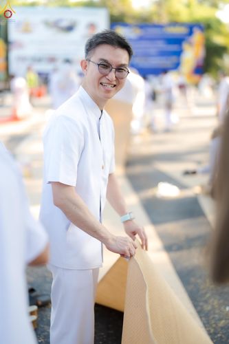 ภาพ No.296083:ภาพเบื้องหลังอาสาสมัครรวมใจ ชุดที่ 1 ในโครงการธรรมยาตรา กตัญญูบูชา มหาปูชนียาจารย์ พระมงคลเทพมุนี(สด จนฺทสโร) พระผู้ปราบมาร อนุสรณ์สถาน 7 แห่ง ปีที่ 14