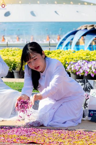 ภาพ No.286846:วันที่ 2 มกราคม พ.ศ.2569 พิธีต้อนรับพระธรรมยาตรา ครั้งที่ 1 (ภาพชุดที่ 2) ณ วัดพระธรรมกาย (วิหารหลวงปู่ - พระมหาธรรมกายเจดีย์)