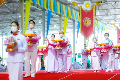 ภาพ No.46885:ประมวลภาพพิธีทอดผ้าป่าธรรมชัย ณ วัดพระธรรมกาย (5 มิถุนายน พ.ศ. 2565)