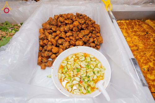 ภาพ No.303644:วันที่ 27 มกราคม พ.ศ. 2569 พิธีถวายภัตตาหารเป็นสังฆทาน แด่พระธรรมยาตรา ณ วัดพระธรรมกาย  จังหวัดปทุมธานี ในโครงการธรรมยาตรา กตัญญูบูชา มหาปูชนียาจารย์ พระมงคลเทพมุนี(สด จนฺทสโร) พระผู้ปราบมาร อนุสรณ์สถาน 7 แห่ง ปีที่ 14