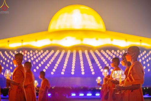 ภาพ No.43534:ประมวลภาพวันมาฆบูชา ประจำปี พ.ศ. 2565 ณ วัดพระธรรมกาย (ชุดที่ 2)