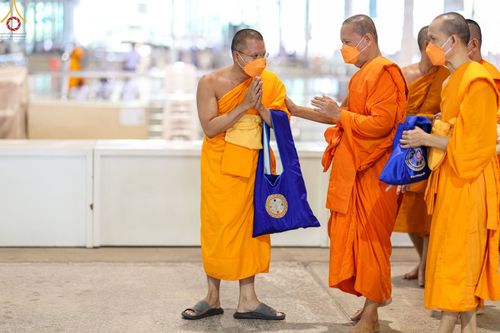 ภาพ No.48613:ประมวลภาพพิธีรำลึกถึงนักสร้างบารมี ในวันมหารำลึก ครั้งที่ 32 ณ วัดพระธรรมกาย