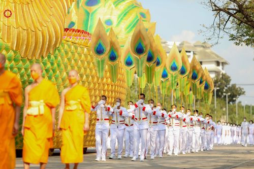 ภาพ No.43267:พิธีอัญเชิญมยุรนาวากาศ บูชาธรรมมหาปูชนียาจารย์ วันพฤหัสบดีที่ 3 กุมภาพันธ์ พ.ศ. 2565