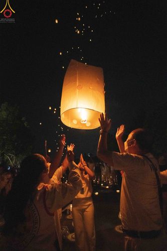 ภาพ No.46531:พิธีจุดโคมวิสาขประทีป วันวิสาขบูชา พ.ศ. 2565 ณ ประเทศอินโดนีเซีย
