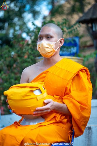 ภาพ No.40312:พิธีตัดปอยผม ปลงผม ขอขมารับผ้าไตรและพิธีบรรพชา ในโครงการอุปสมบท บูชาธรรมมหาปูชนียาจารย์ ประจำปี 2564 ชุดที่ 11