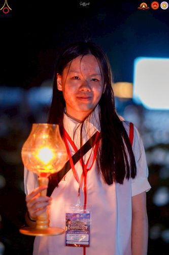 ภาพ No.224686:วันจันทร์ที่ 12 พฤษภาคม พ.ศ. 2568  ชาวพุทธในอินโดนีเซีย ร่วมฉลองวิสาขบูชาจุดประทีปกว่า 200,000 ดวง ณ พระมหาเจดีย์บรมพุทโธ  เจริญพุทธมนต์ถวาย “พระวชิรเกล้าเจ้าอยู่หัว”